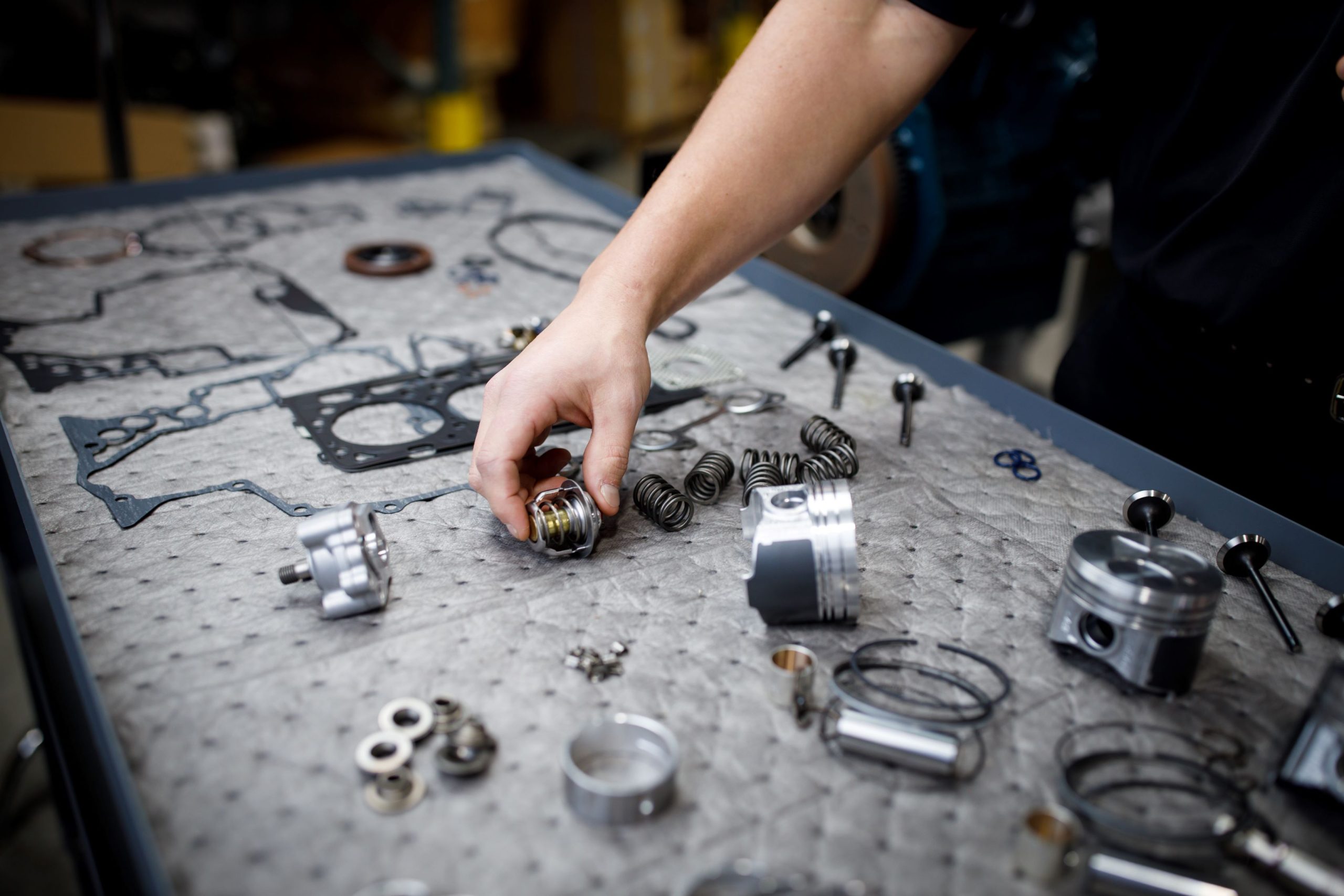 Kubota engines, engine overhaul kit pieces.